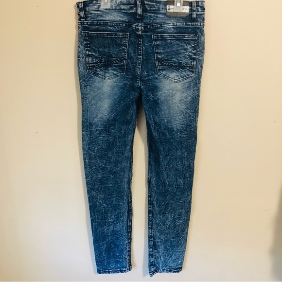 Denim & Rivets Jeans - Picture 5 of 7